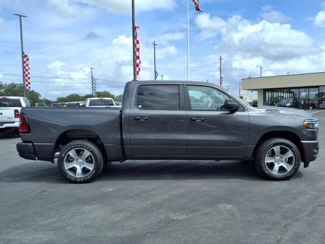 2025 Ram 1500 Tradesman  TX