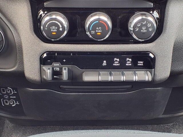 2025 Ram 1500 Tradesman  TX