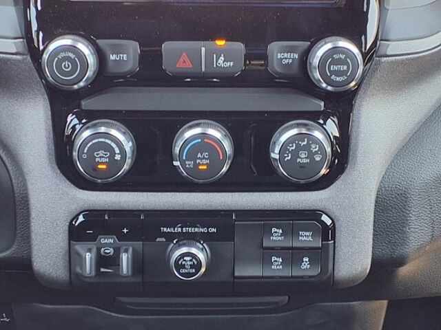 2025 Ram 1500 Tradesman  TX
