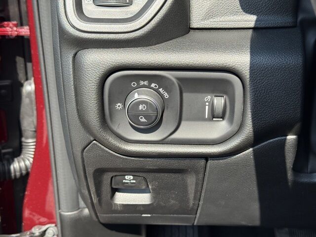 2025 Ram 1500 Tradesman Crestwood KY