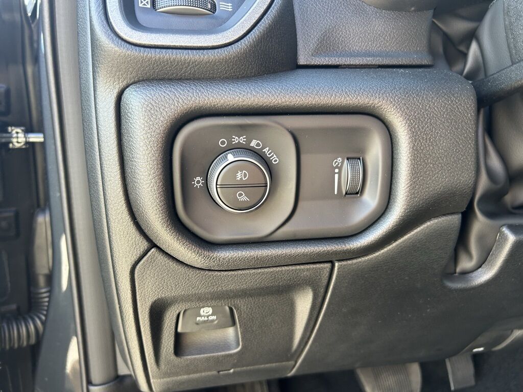 2025 Ram 1500 Tradesman Crestwood KY