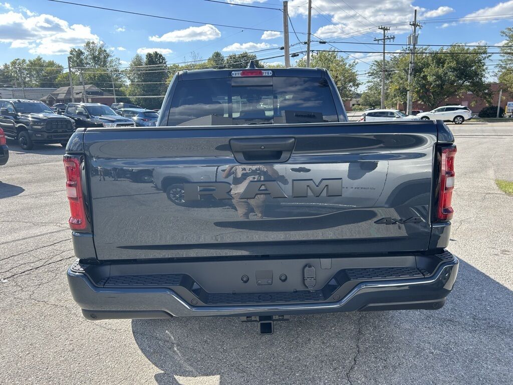 2025 Ram 1500 Tradesman Crestwood KY