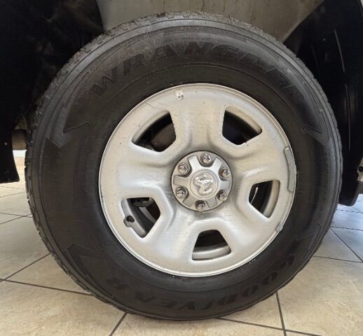 2025 Ram 1500 Tradesman Crew Cab 4x2 5'7 Box Charlotte NC
