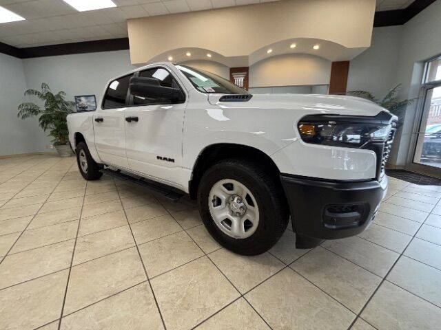 2025 Ram 1500 Tradesman Crew Cab 4x2 5'7 Box