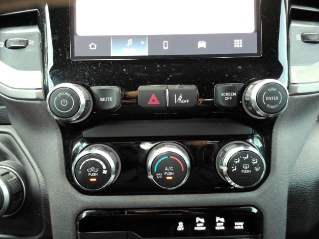 2025 Ram 1500 Tradesman Crew Cab 4x2 5'7 Box Plano TX