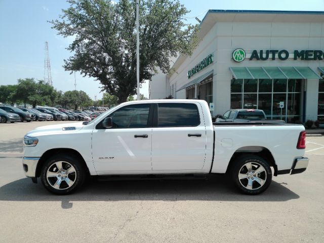 2025 Ram 1500 Tradesman Crew Cab 4x2 5'7 Box Plano TX