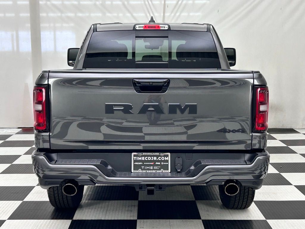 2025 Ram 1500 Tradesman Crew Cab 5&apos;7&quot; Box Portland OR