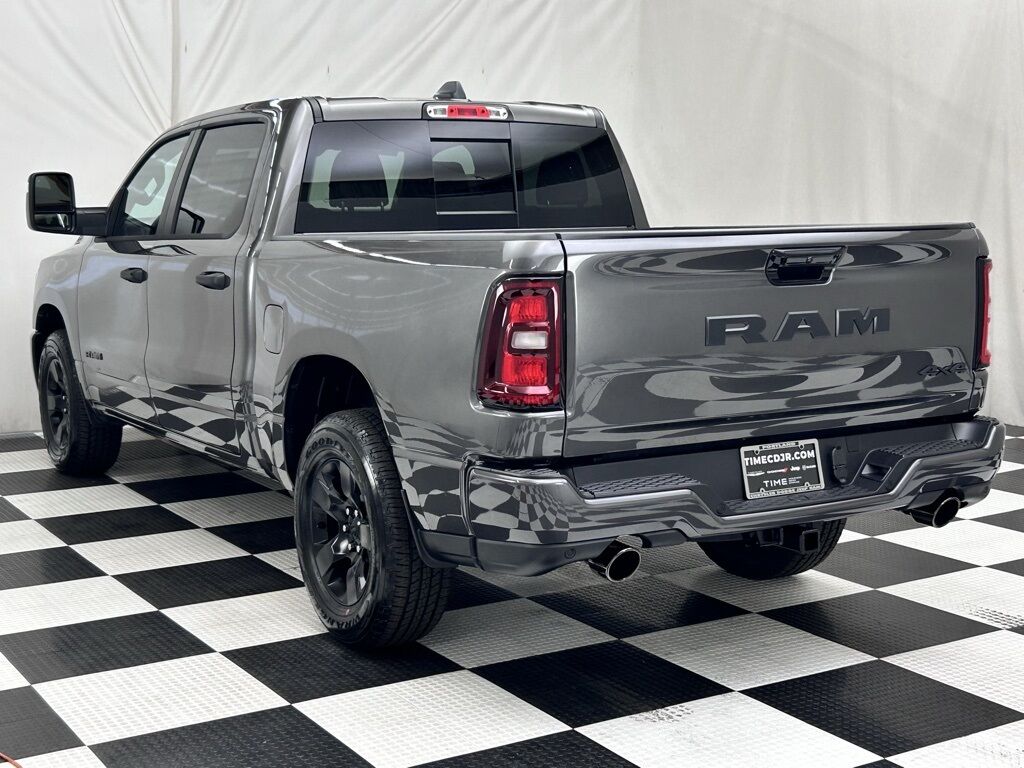 2025 Ram 1500 Tradesman Crew Cab 5&apos;7&quot; Box Portland OR