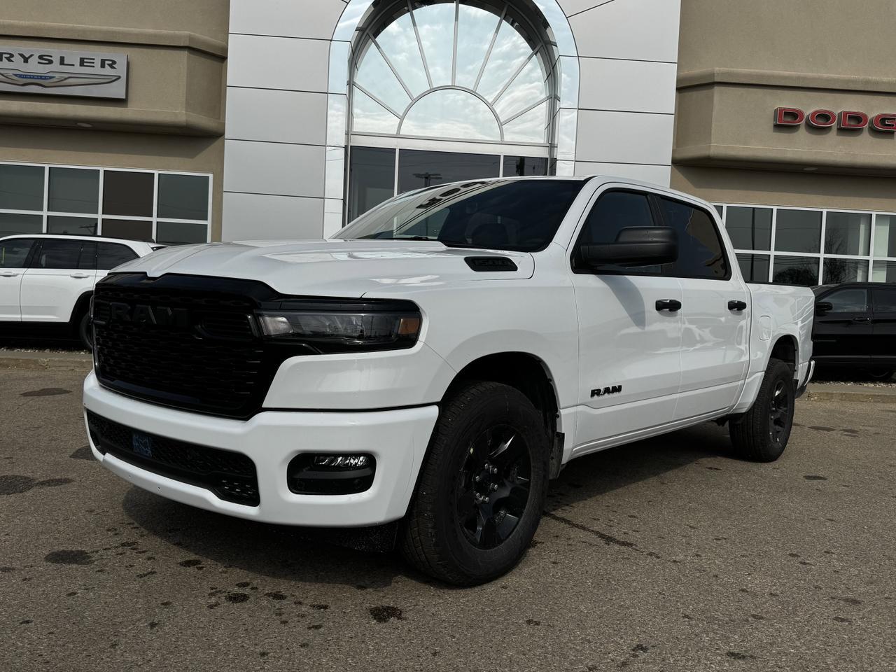 2025 Ram 1500 Tradesman Night Edition Crew Cab 4x4 | 3L Hurricane | Cloth Bench Redwater AB