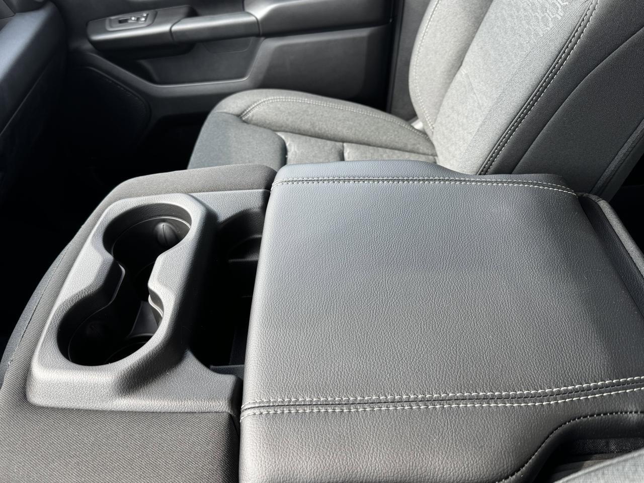 2025 Ram 1500 Tradesman Night Edition Crew Cab 4x4 | 3L Hurricane | Cloth Bench Redwater AB