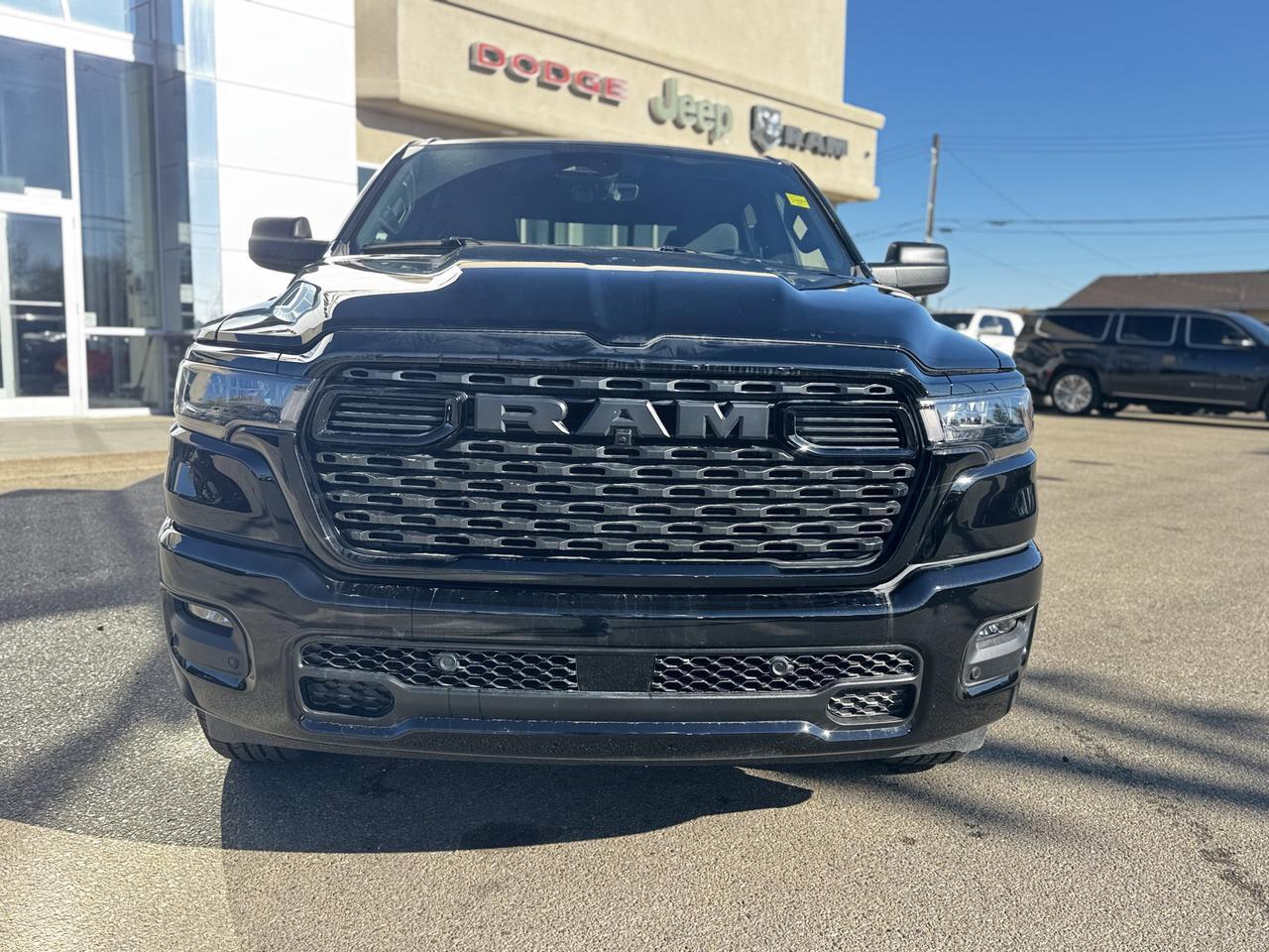 2025 Ram 1500 Tradesman Night Edition Crew Cab 4x4 | 3L Hurricane | Cloth Bench Seat | Start Stop Redwater AB