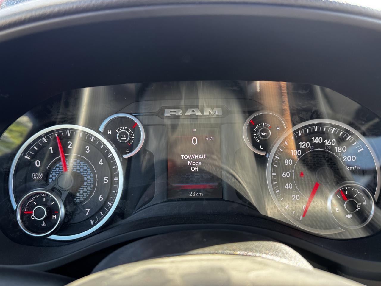 2025 Ram 1500 Tradesman Night Edition Crew Cab 4x4 | 3L Hurricane | Front Cloth Bench | Backup Camera Redwater AB