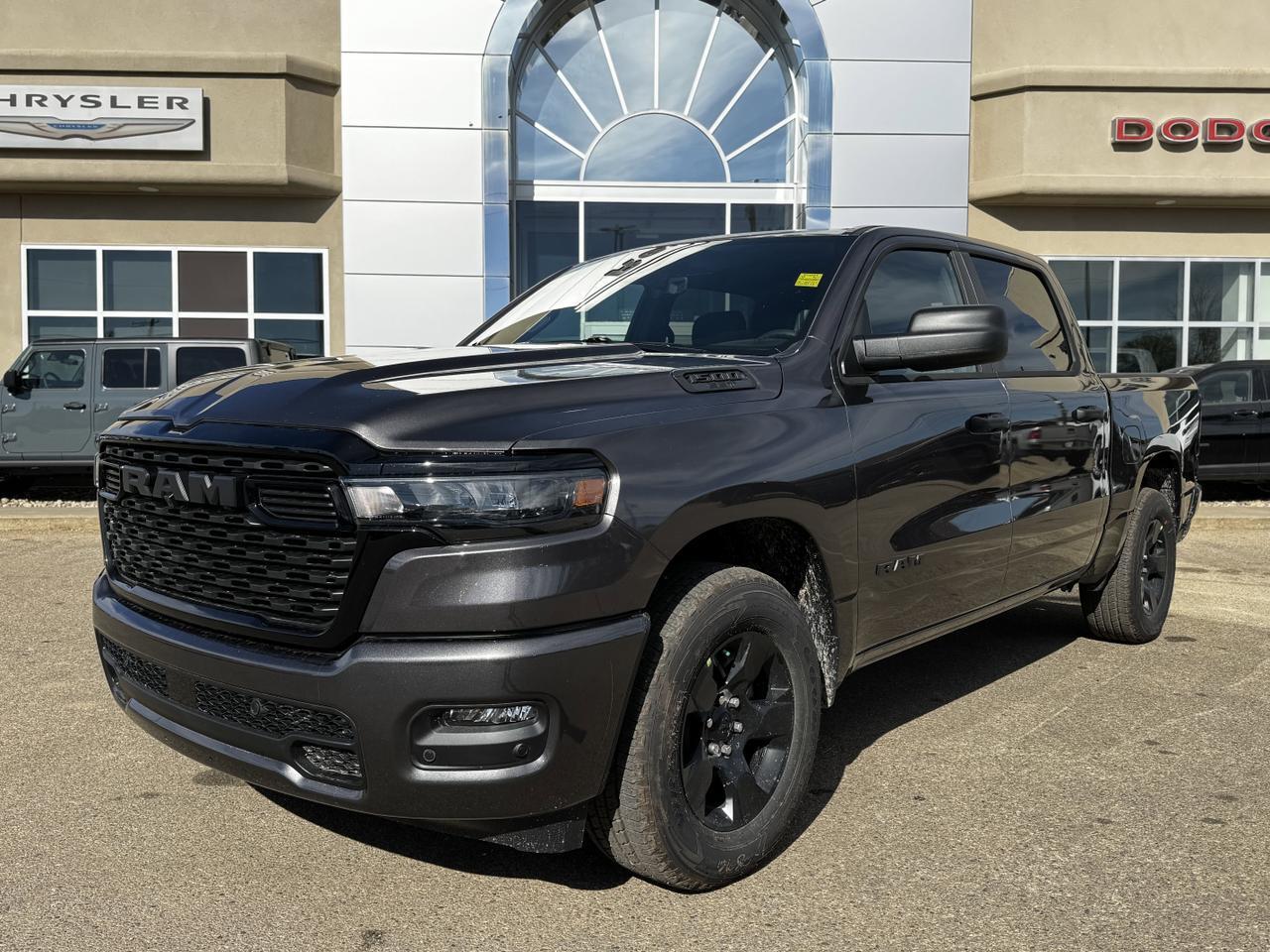 2025 Ram 1500 Tradesman Night Edition Crew Cab 4x4 | 3L Hurricane | Front Cloth Bench | Backup Camera Redwater AB