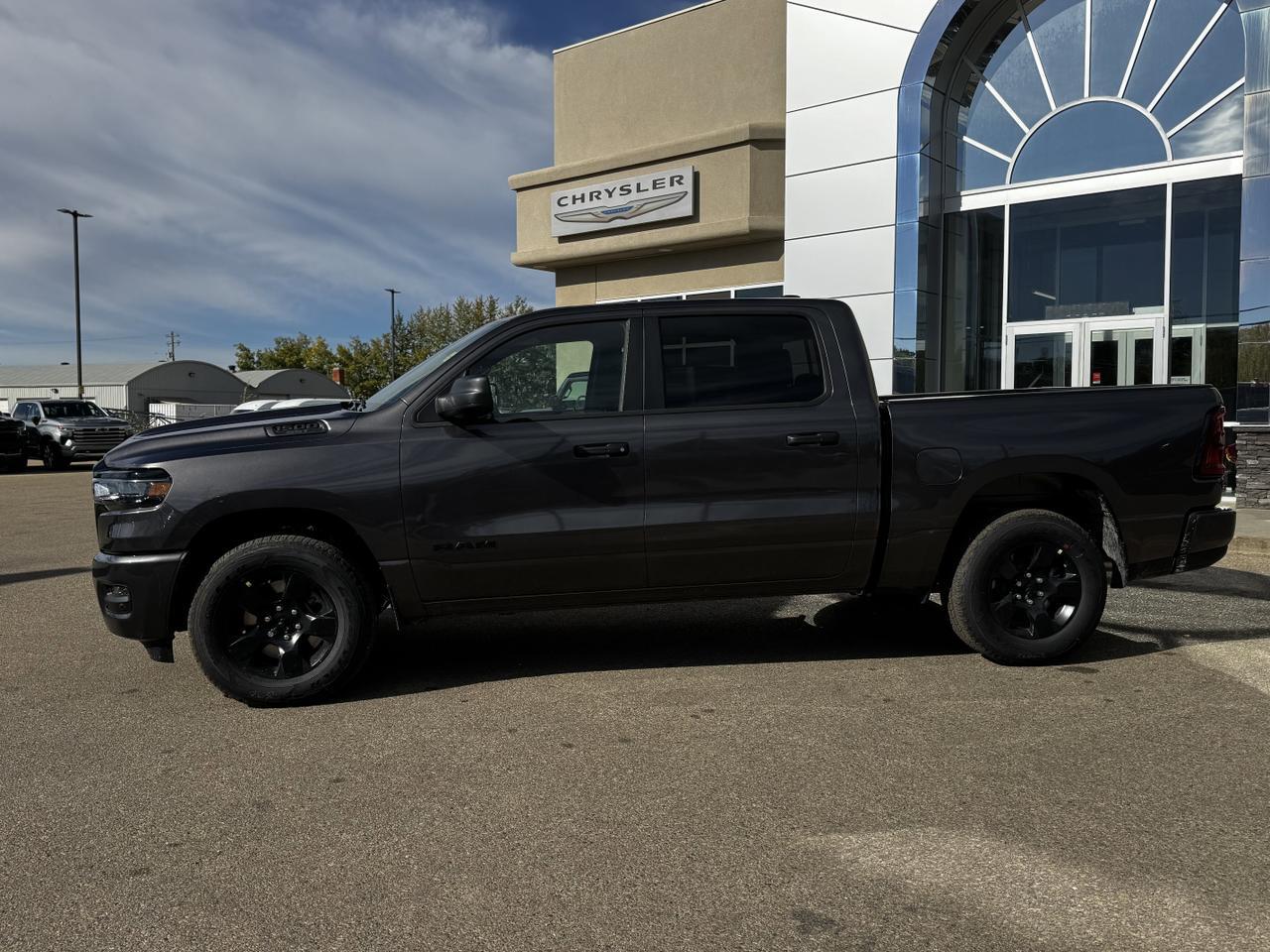 2025 Ram 1500 Tradesman Night Edition Crew Cab 4x4 | 3L Hurricane | Front Cloth Bench | Backup Camera Redwater AB