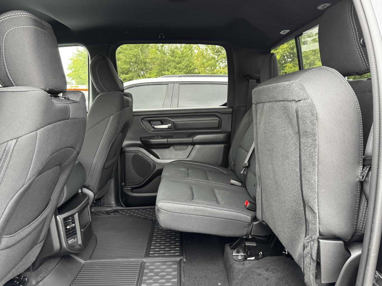 2025 Ram 1500 Warlock Crew Cab 4x4 | Low KMs | 3L Hurricane I  124L Fuel Tank I OFFROAD Package Redwater AB