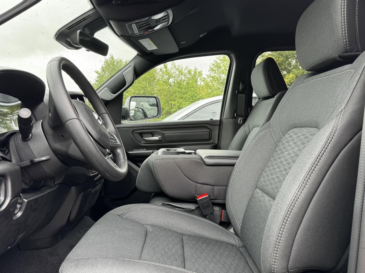 2025 Ram 1500 Warlock Crew Cab 4x4 | Low KMs | 3L Hurricane I  124L Fuel Tank I OFFROAD Package Redwater AB