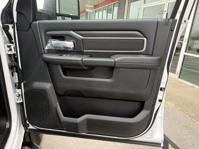 2025 Ram 2500 4x4 6.4L Hemi V8 Big Horn Collinsville OK