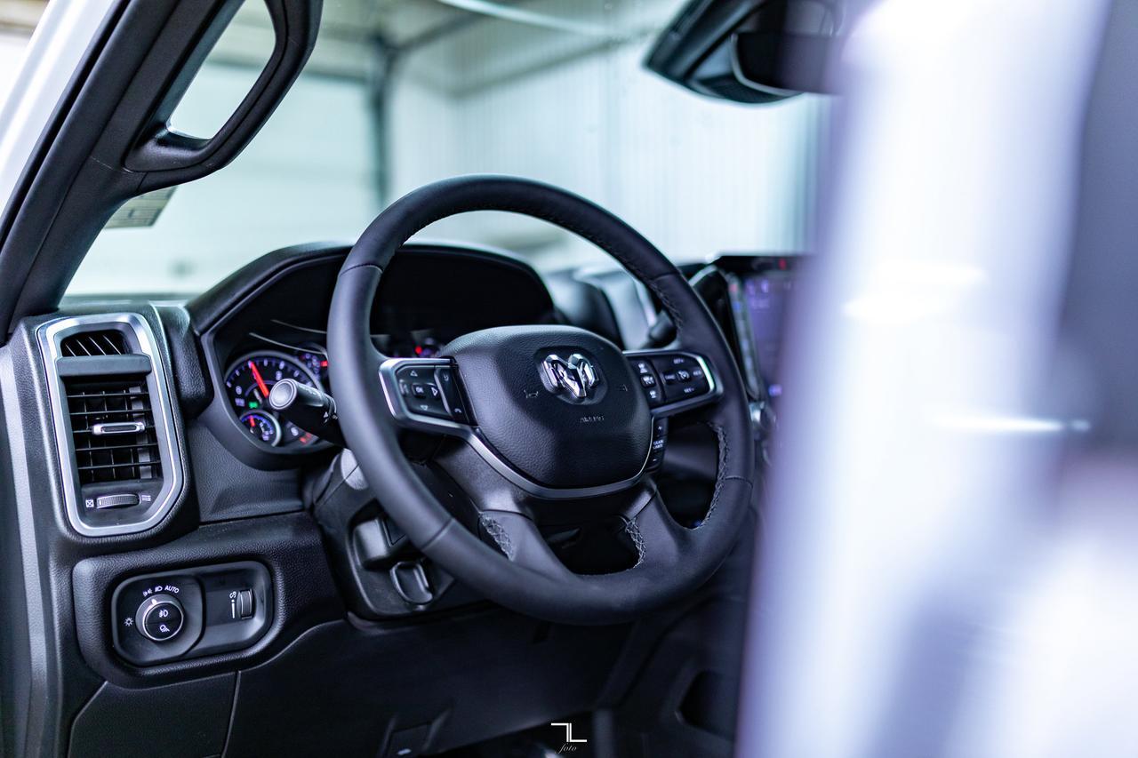 2025 Ram 2500 4x4 Crew Cab Big Horn Sport Longbox Diesel Nav Red Deer AB