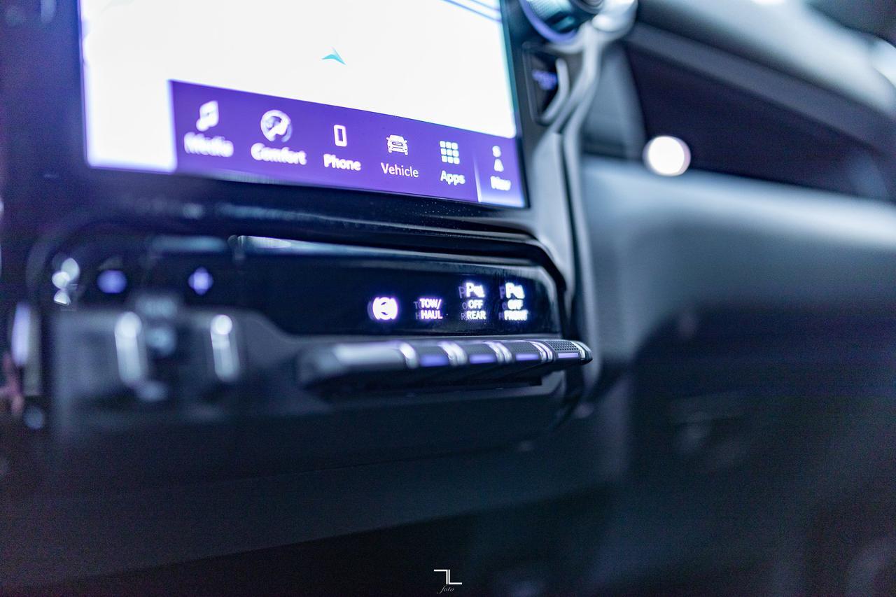 2025 Ram 2500 4x4 Crew Cab Laramie Diesel Leather Nav BCam Red Deer AB