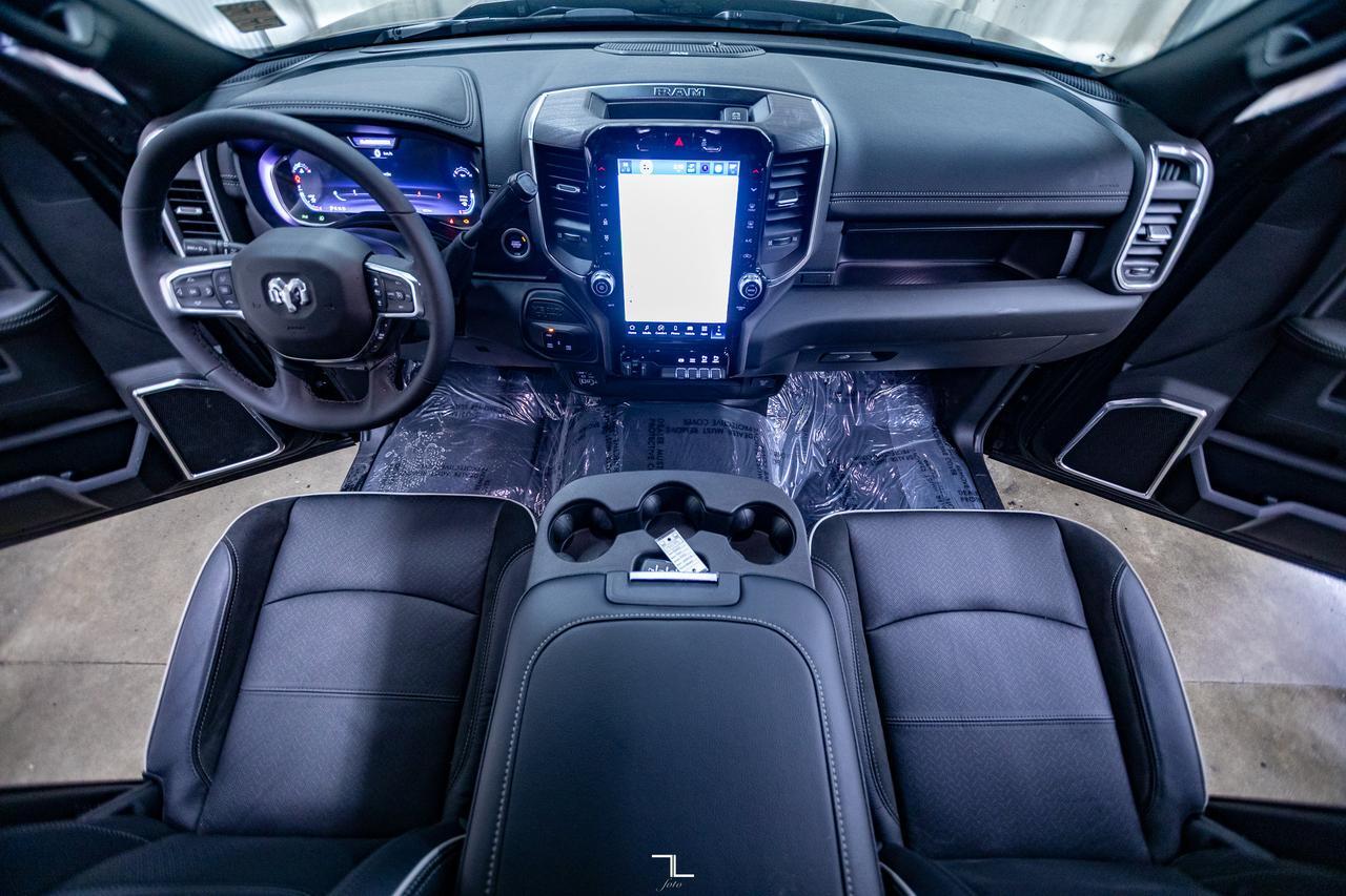 2025 Ram 2500 4x4 Crew Cab Laramie Diesel Leather Nav BCam Red Deer AB