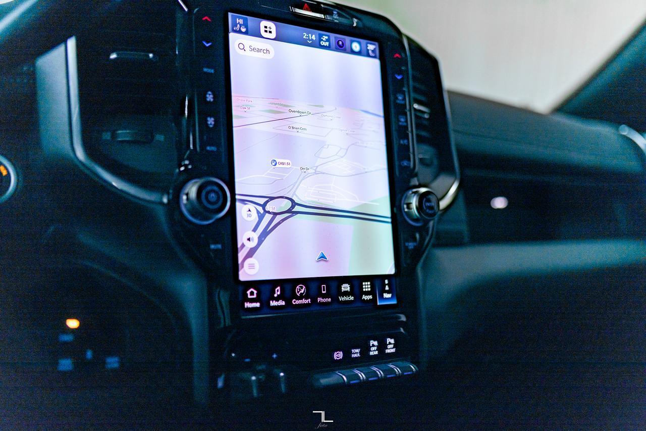 2025 Ram 2500 4x4 Crew Cab Laramie Diesel Leather Nav BCam Red Deer AB