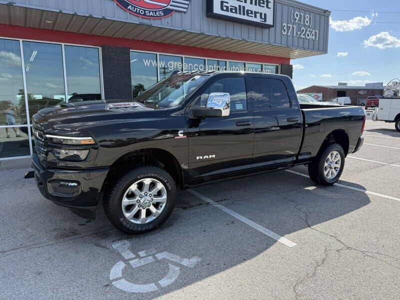 2025 Ram 2500 4x4 Diesel 6k mi's!