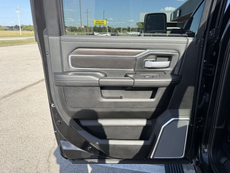 2025 Ram 2500 4x4 Diesel 6k mi's! Laramie Collinsville OK