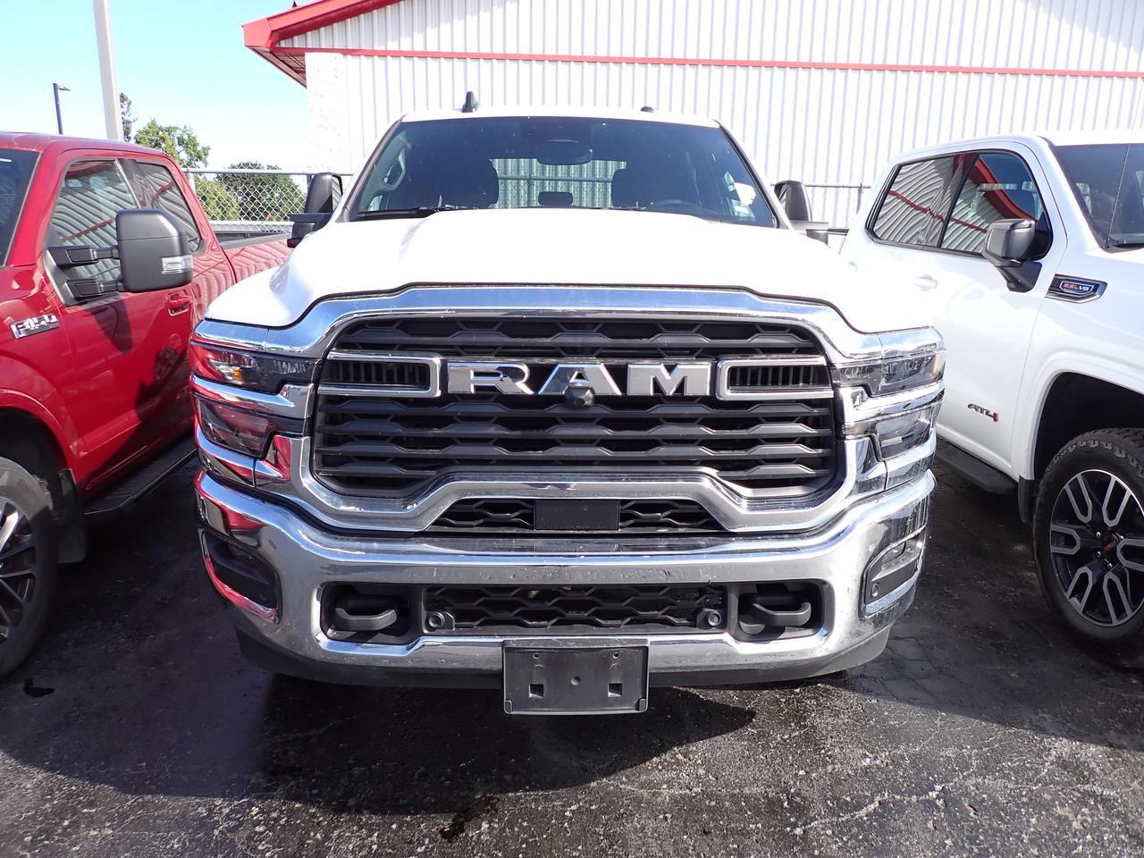 2025 Ram 2500 Big Horn 4WD CREW CAB 6'4" BOX Listowel ON