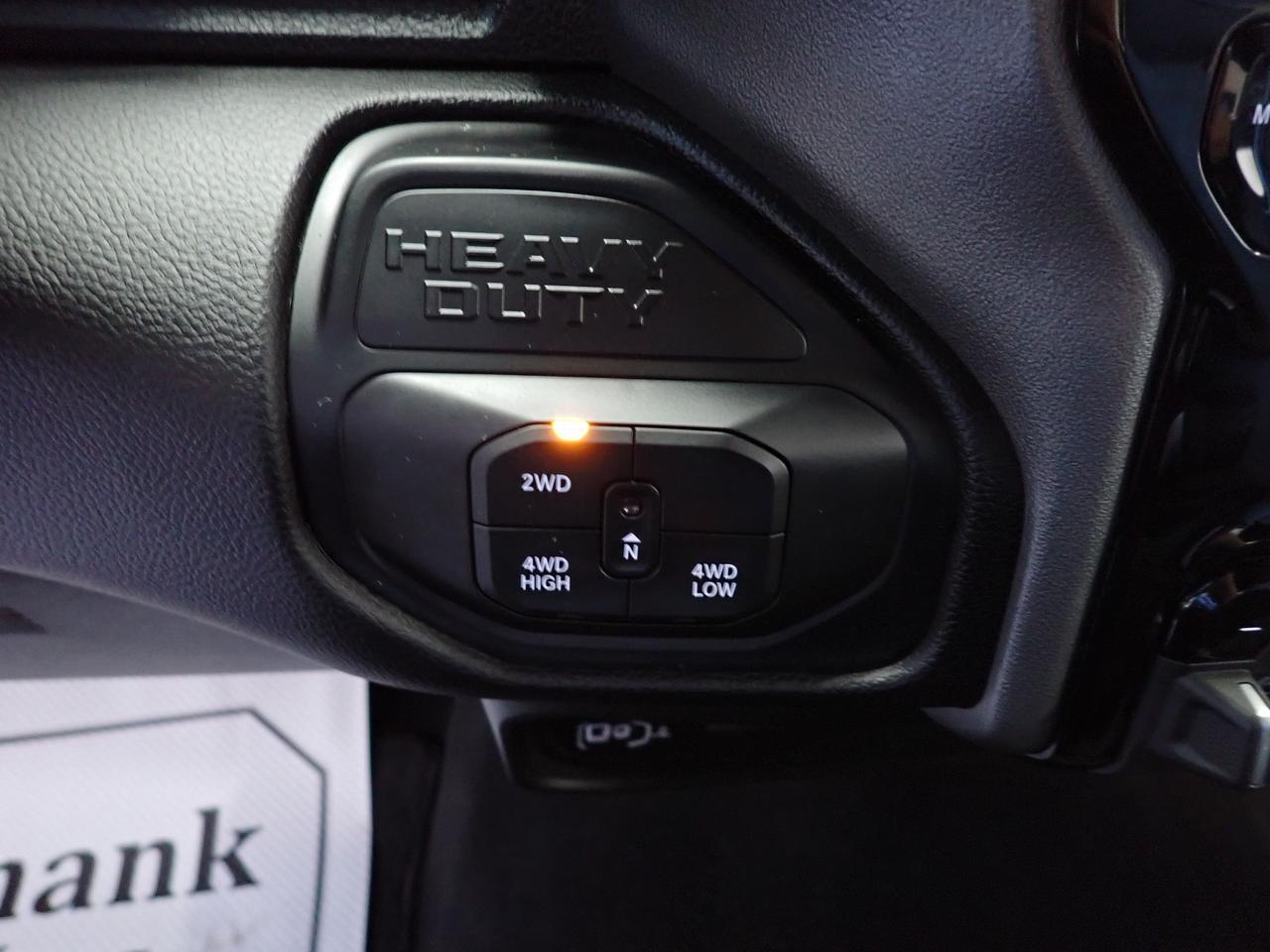 2025 Ram 2500 Big Horn 4WD CREW CAB NAVI 6'4" BOX Listowel ON