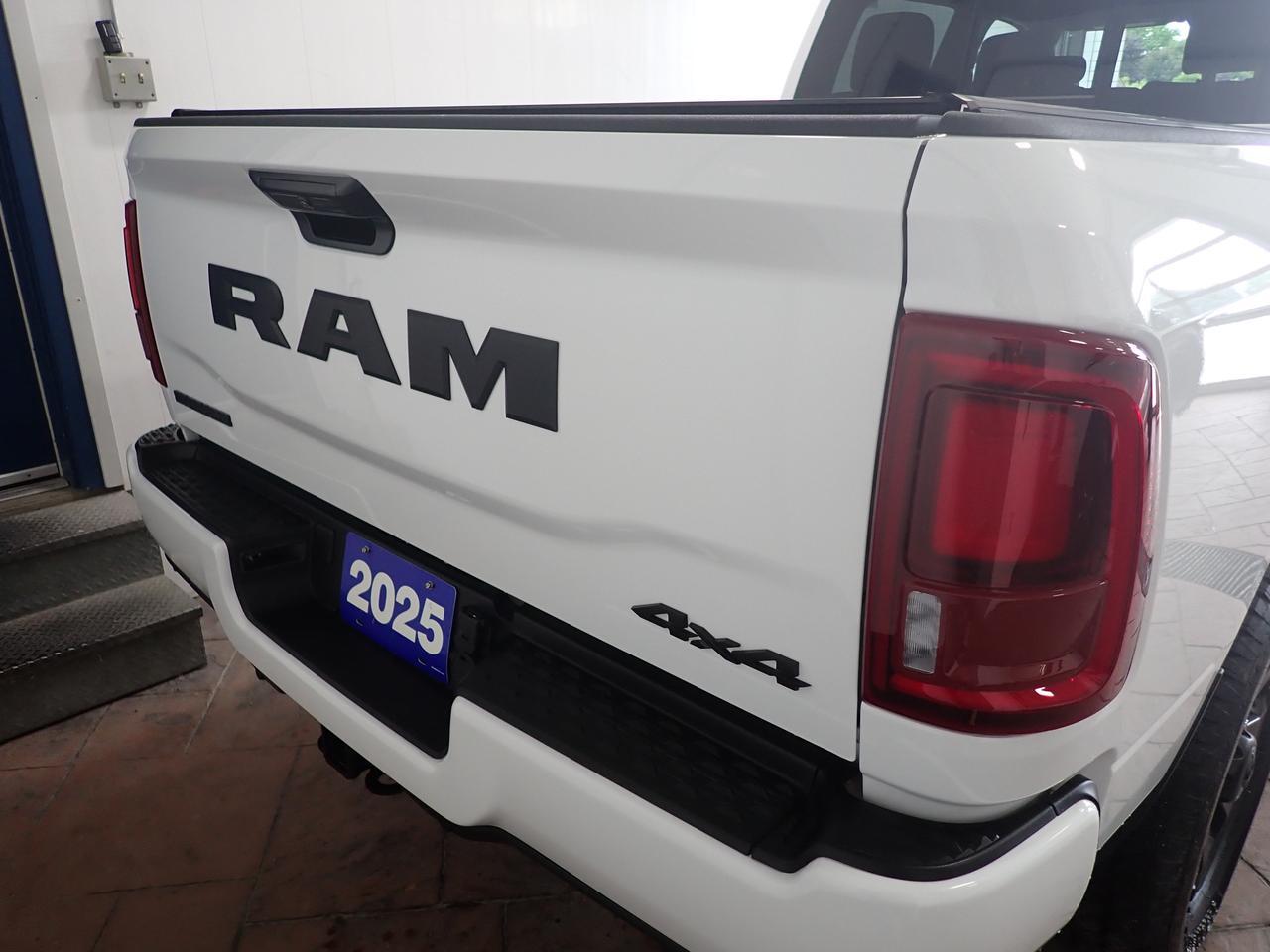 2025 Ram 2500 Big Horn 4WD *HIGH OUTPUT DIESEL* CREW CAB NAVI  6'4" BOX Listowel ON