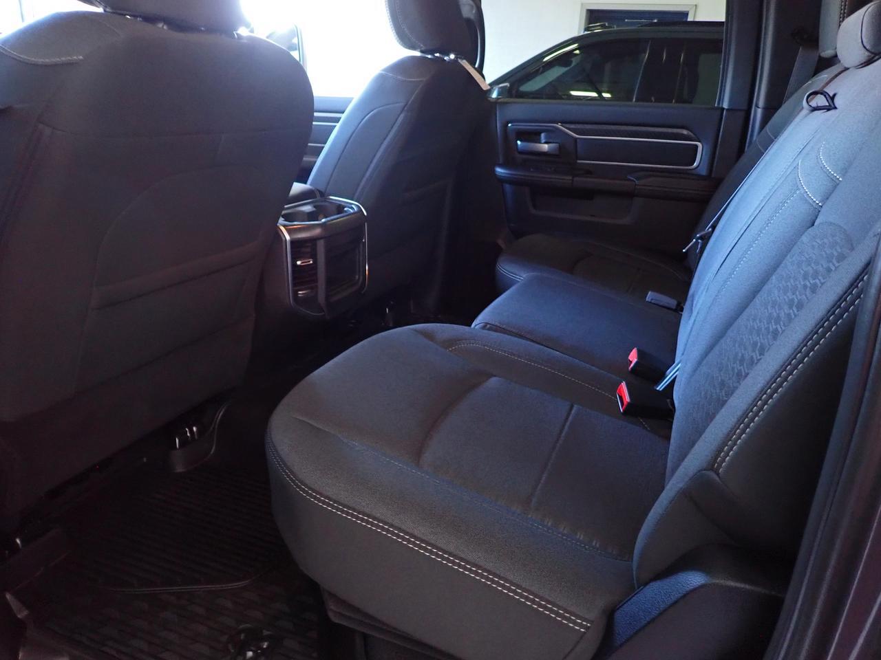 2025 Ram 2500 Big Horn 4WD NAVI *DIESEL* CREW CAB 6'4" BOX Listowel ON