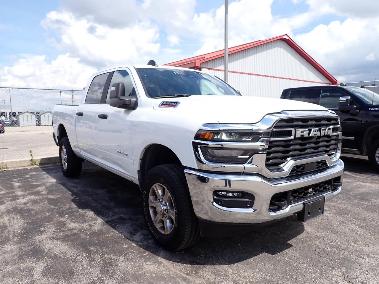 2025 Ram 2500 Big Horn 4X4 CREW CAB 6'4" BOX