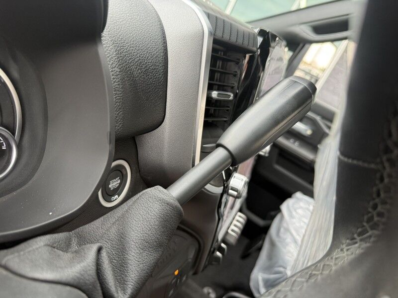 2025 Ram 2500 Big Horn 4x4 6.4L Hemi V8 Big Horn Collinsville OK