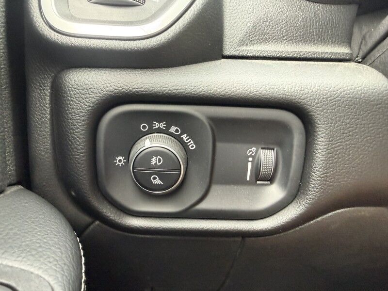 2025 Ram 2500 Big Horn 4x4 6.4L Hemi V8 Big Horn Collinsville OK