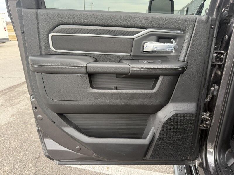 2025 Ram 2500 Big Horn 4x4 6.4L Hemi V8 Big Horn Collinsville OK