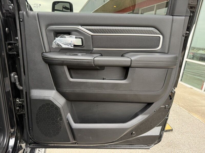 2025 Ram 2500 Big Horn 4x4 6.4L Hemi V8 Collinsville OK