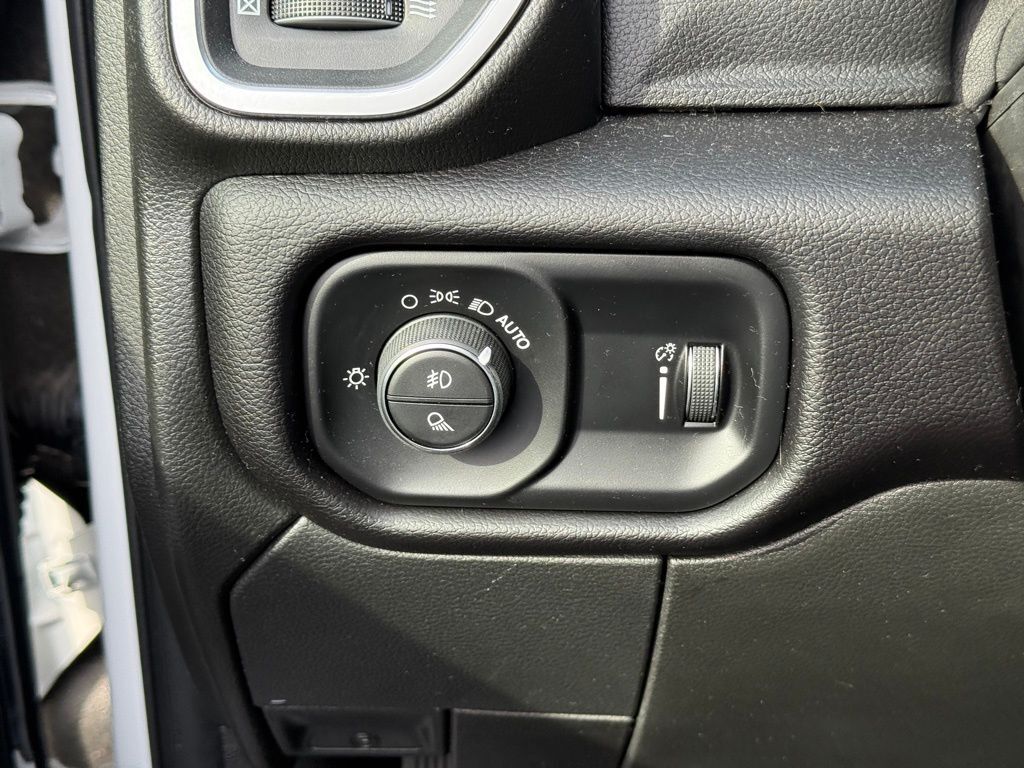 2025 Ram 2500 Big Horn Crestwood KY