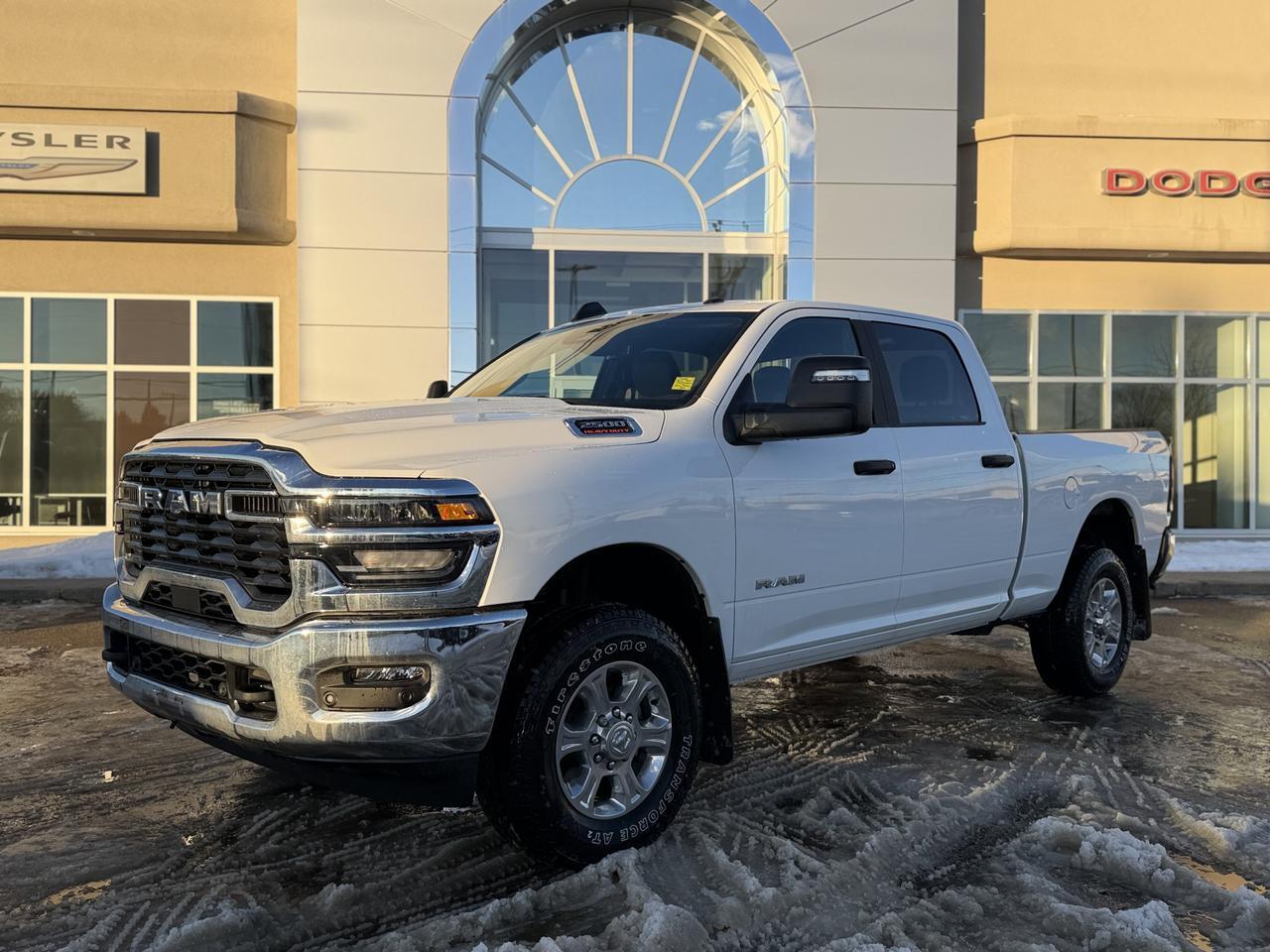 2025 Ram 2500 Big Horn Crew Cab 4x4 | HEMI V8 | Low KMs | Remote Start | Bed Step | Alpine Audio Redwater AB