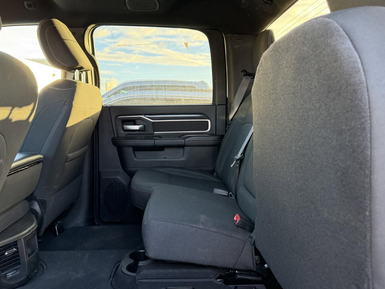 2025 Ram 2500 Big Horn Crew Cab 4x4 | HEMI V8 | Low KMs | Remote Start | Bed Step | Alpine Audio Redwater AB