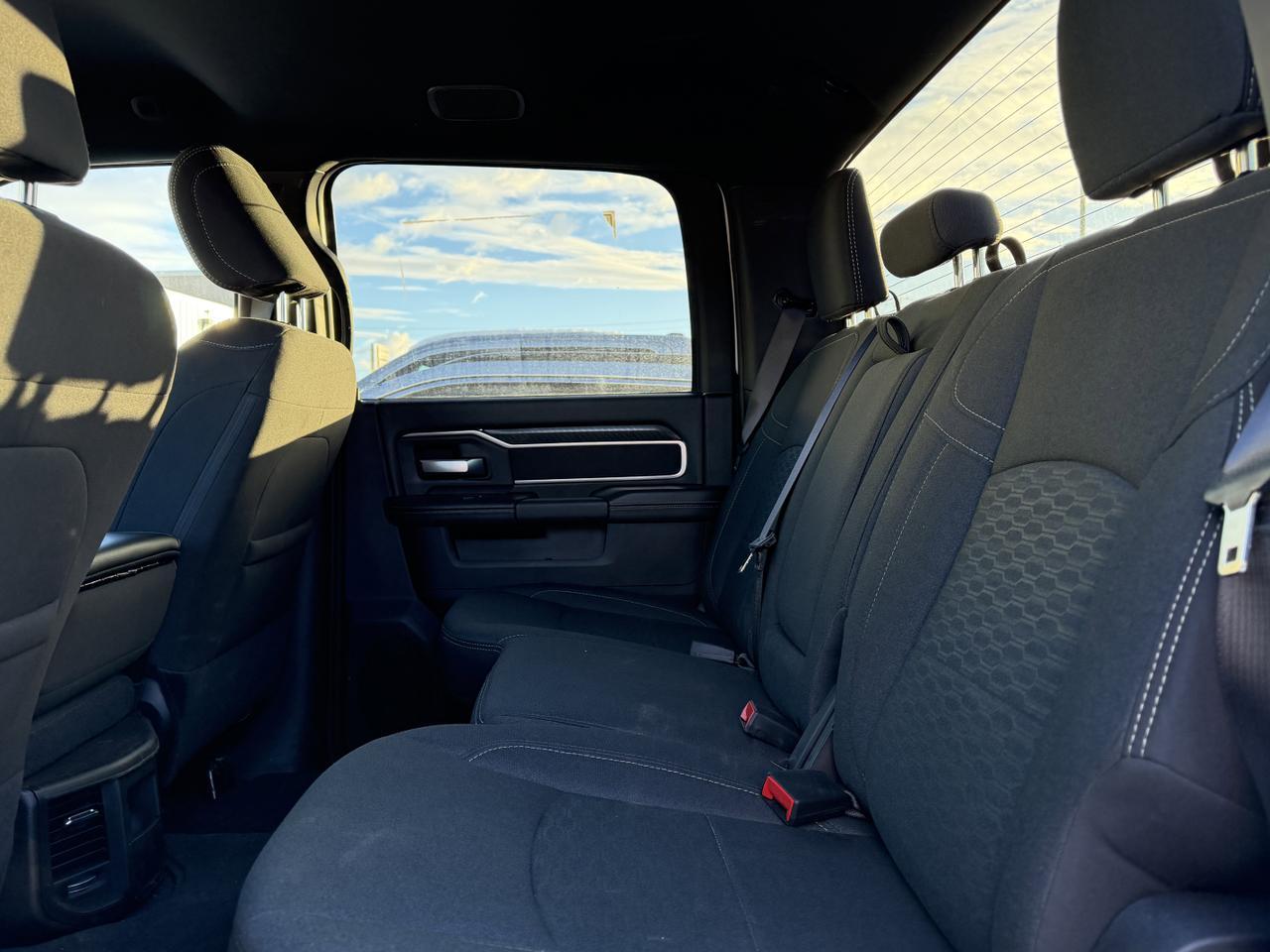 2025 Ram 2500 Big Horn Crew Cab 4x4 | HEMI V8 | Low KMs | Remote Start | Bed Step | Alpine Audio Redwater AB