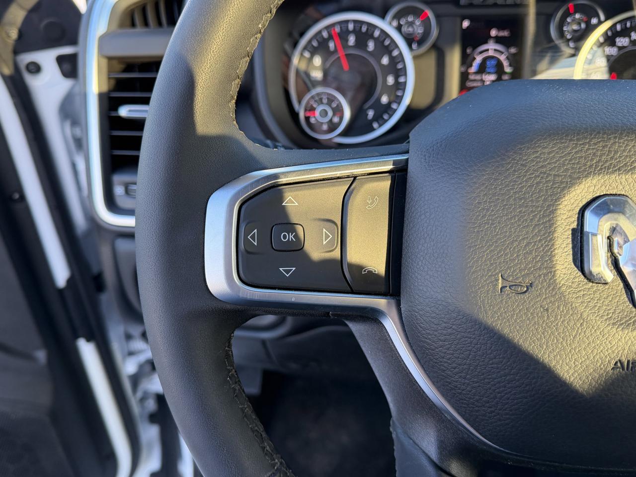 2025 Ram 2500 Big Horn Crew Cab 4x4 | HEMI V8 | Low KMs | Remote Start | Bed Step | Alpine Audio Redwater AB