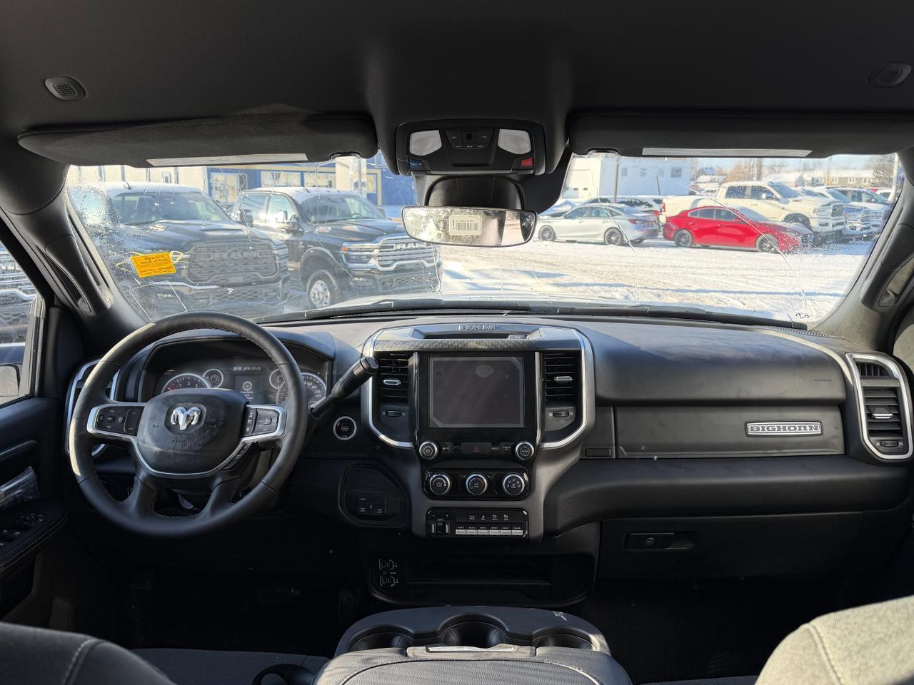 2025 Ram 2500 Big Horn Crew Cab 4x4 | HEMI V8 | NAV | Remote Start | Front Bench | Low KMs | Bed Step Redwater AB