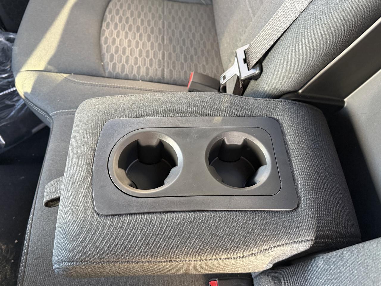 2025 Ram 2500 Big Horn Crew Cab 4x4 | HEMI V8 | NAV | Remote Start | Front Bench | Low KMs | Bed Step Redwater AB