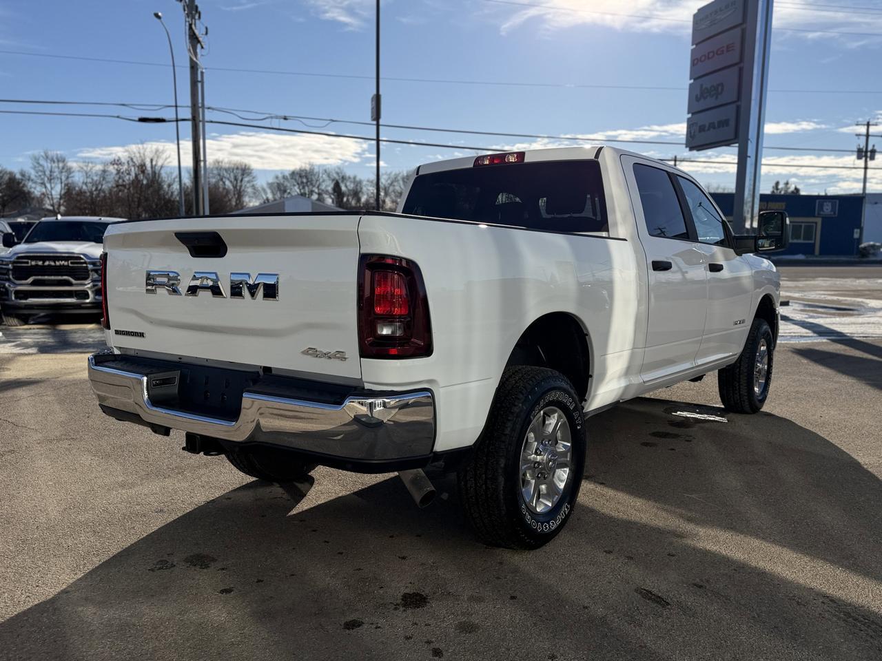2025 Ram 2500 Big Horn Crew Cab 4x4 | Low KMs | Alpine | 12IN Display | NAV | Heated Seats | Remote Start Redwater AB