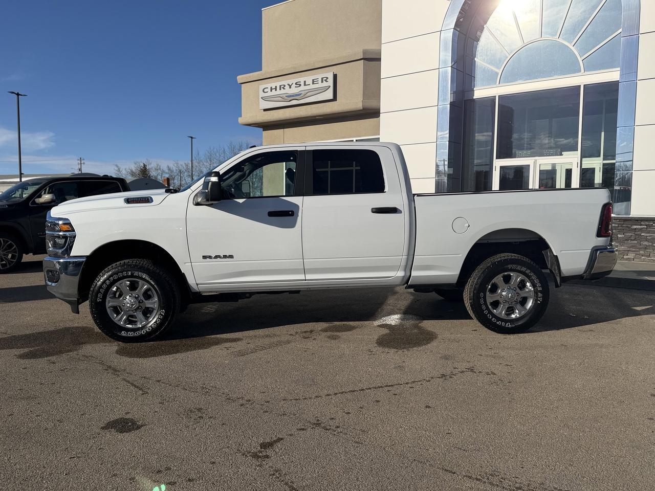 2025 Ram 2500 Big Horn Crew Cab 4x4 | Low KMs | Cummins Diesel | 12IN Display | NAV | Heated Seats | Remote Start Redwater AB