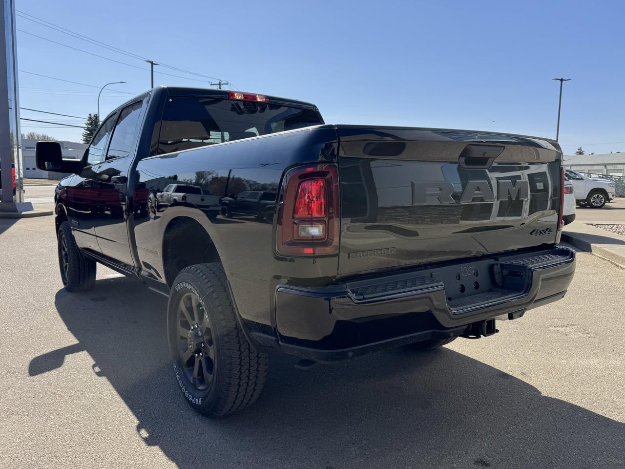 2025 Ram 2500 Big Horn Night Edition Crew Cab 4x4 | Cummins Diesel | Heated Seats I Towing PK | NAV | Alpine Stero Redwater AB