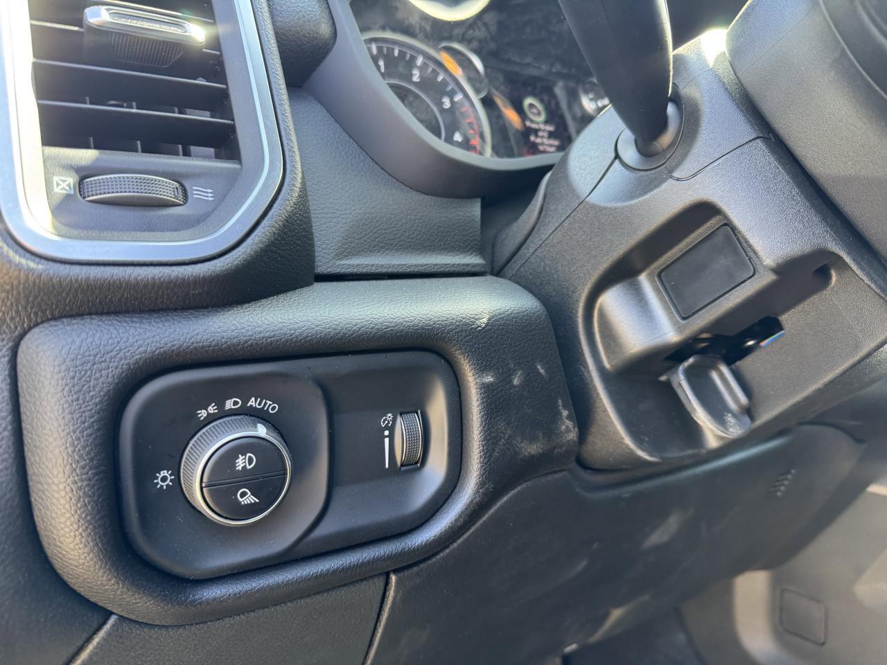 2025 Ram 2500 Big Horn Night Edition Crew Cab 4x4 | Cummins Diesel | Heated Seats I Towing PK | NAV | Alpine Stero Redwater AB