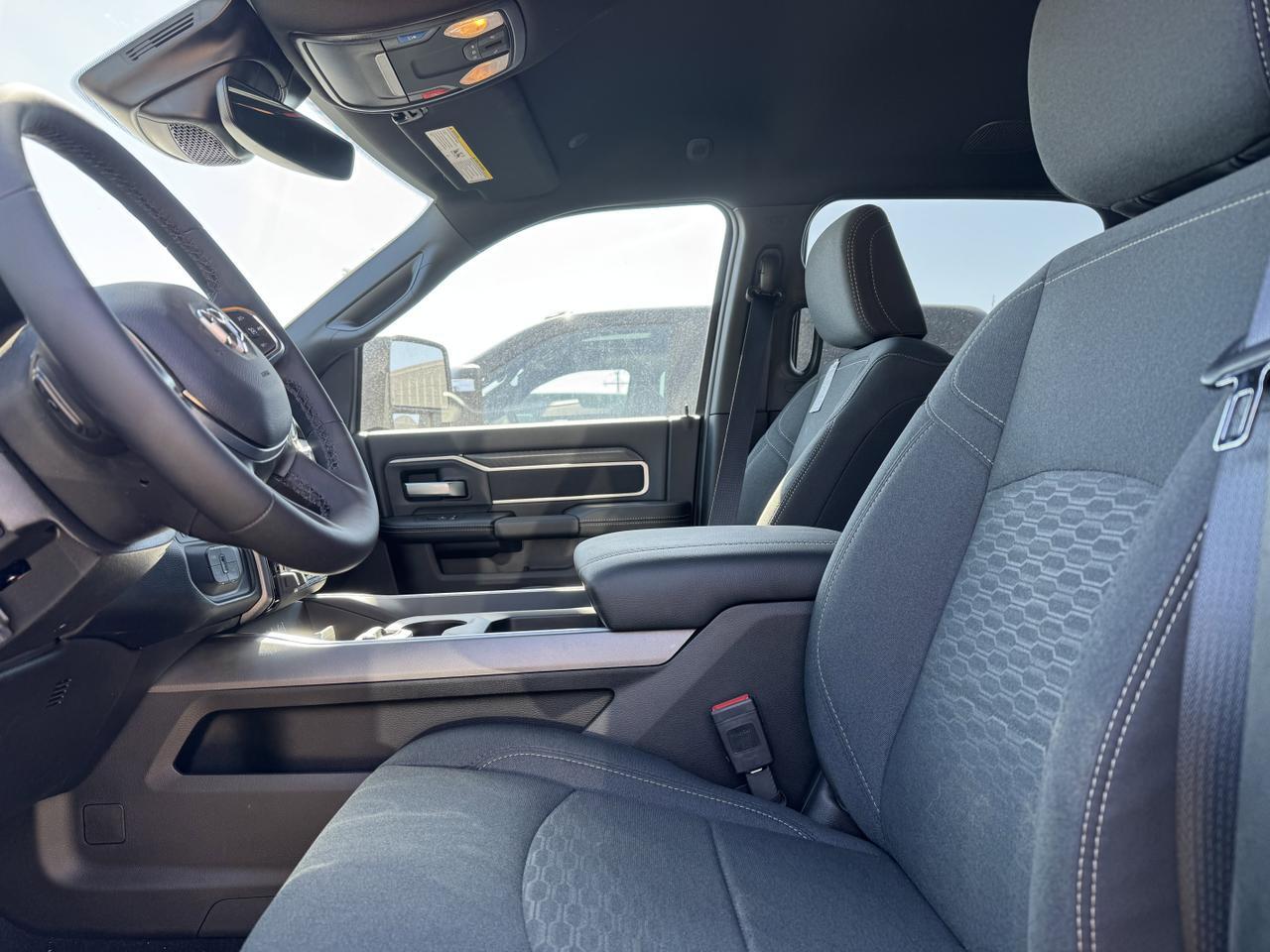 2025 Ram 2500 Big Horn Night Edition Crew Cab 4x4 | Cummins Diesel | Heated Seats I Towing PK | NAV | Alpine Stero Redwater AB
