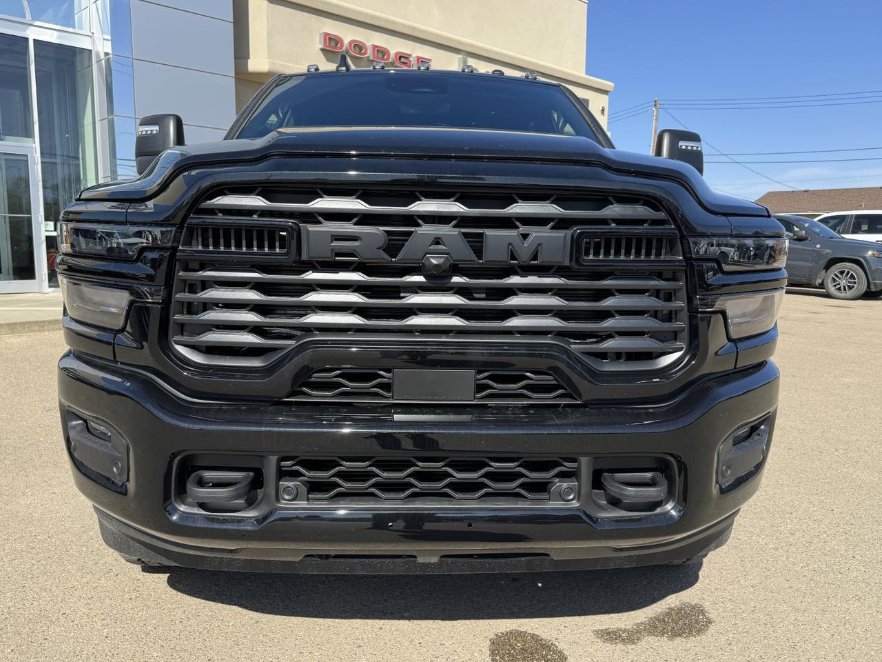 2025 Ram 2500 Big Horn Night Edition Crew Cab 4x4 | Cummins Diesel | Heated Seats I Towing PK | NAV | Alpine Stero Redwater AB