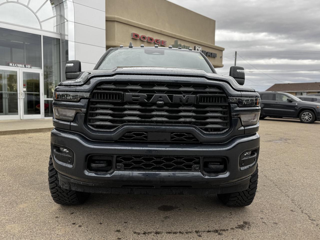 2025 Ram 2500 Big Horn Night Edition Crew Cab 4x4 | Rig Ready Ram | Turbo Diesel | Towing | Heated Seats | NAV Redwater AB